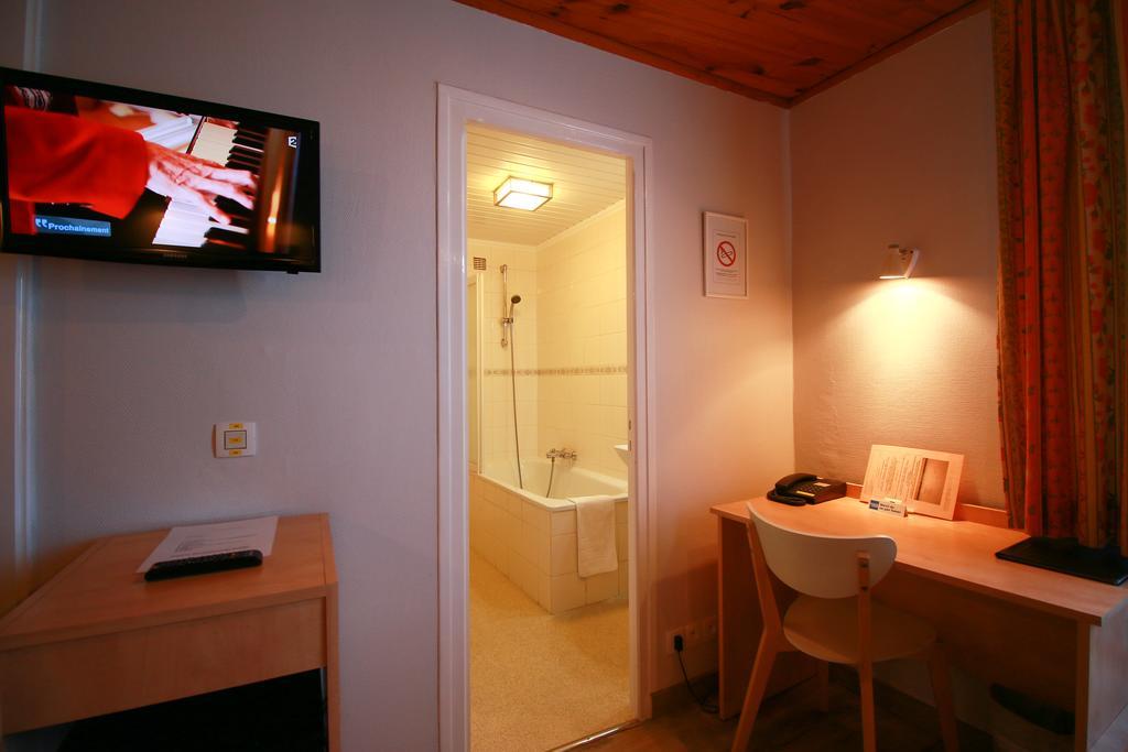 Hotel Panoramic Bagnères-de-Luchon Kültér fotó