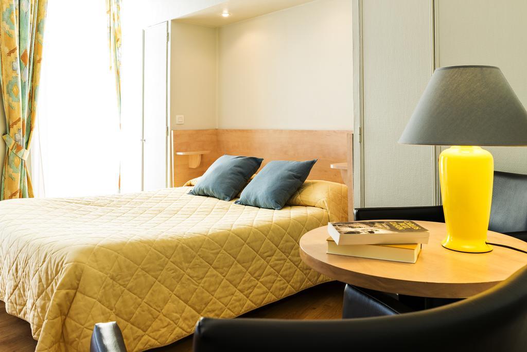 Hotel Panoramic Bagnères-de-Luchon Kültér fotó